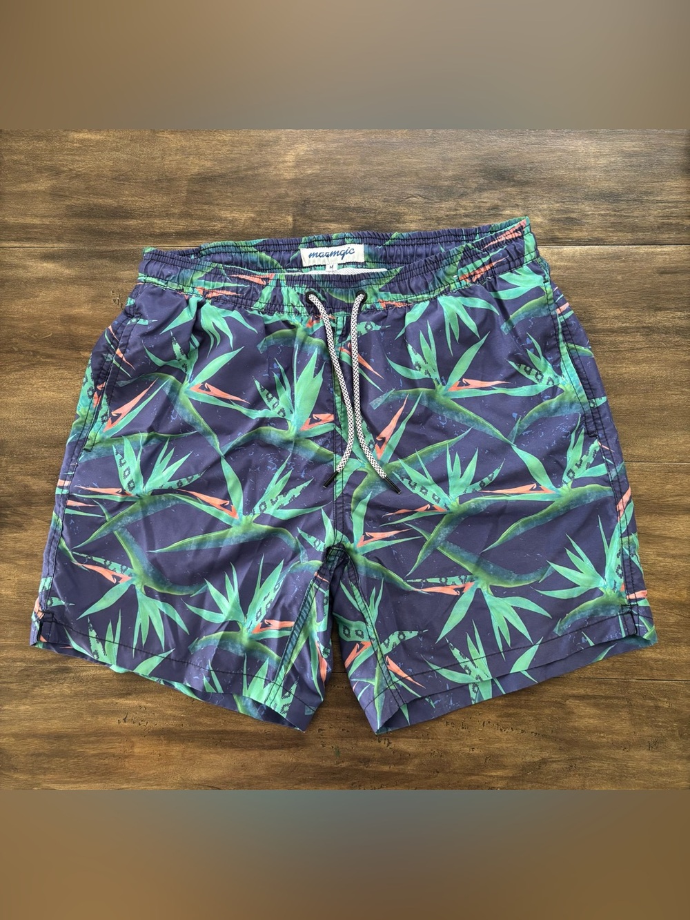 Men's Maamgic Navy Tropical Print Swim Trunks. Size M
